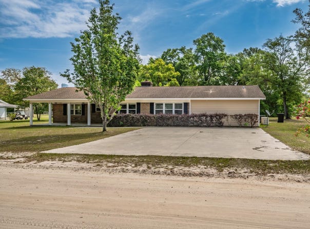 103 Center Street, Panacea, FL 32327