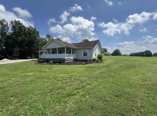 13911 W 150 N, Linton, IN 47441