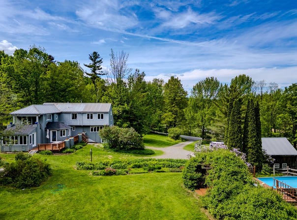 121 Dover Hill Road, Dover, VT 05341