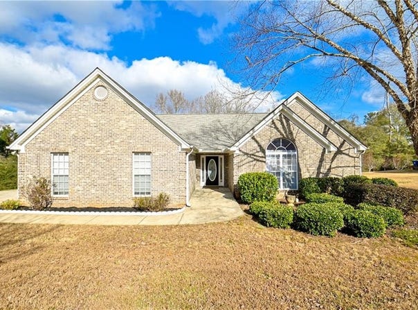 719 Overlook Drive, Winder, GA 30680