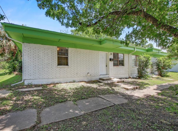 401 Branch ST, Taylor, TX 76574