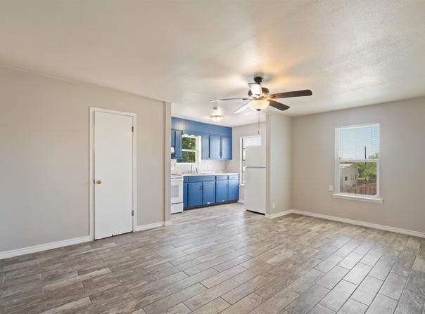 701 E 6th UNIT 2B, Del Rio, TX 78840