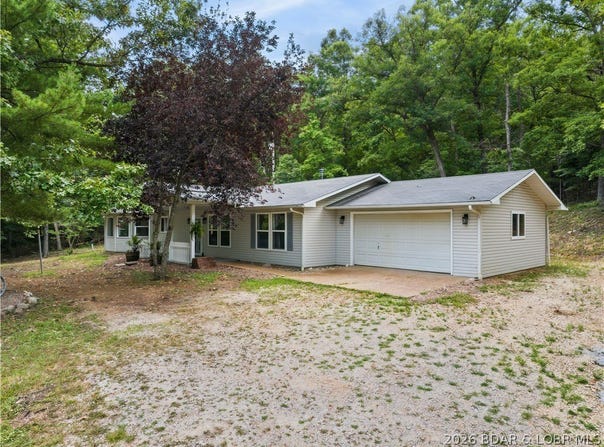 205 Peaceful Valley Road, Camdenton, MO 65020