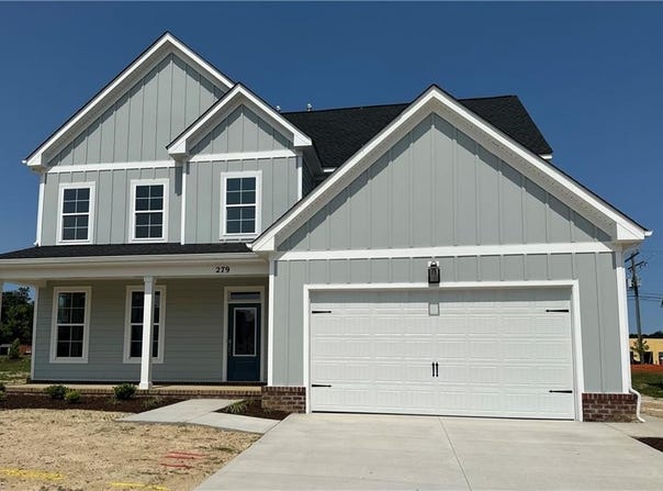 279 McCormick Drive, Suffolk, VA 23434