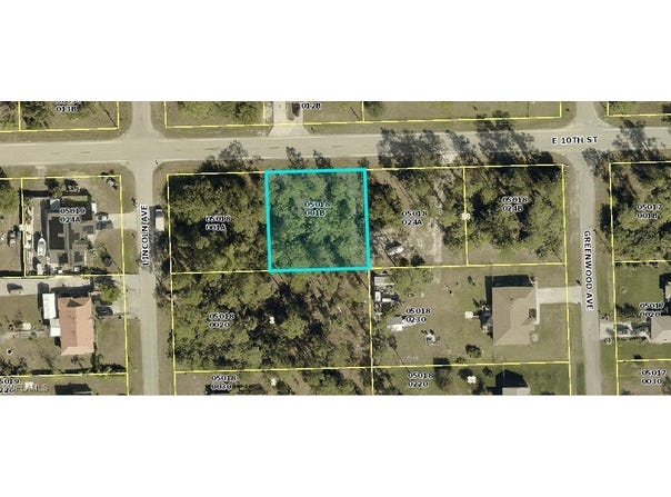 602 E 10th Street, Lehigh Acres, FL 33972