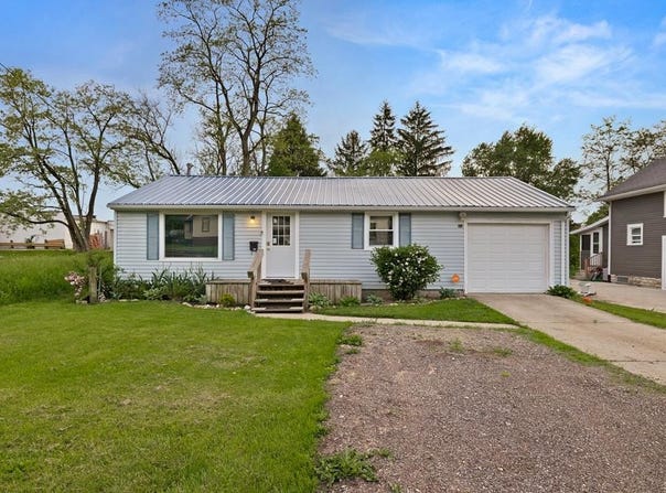 933 Fairfax Ave., Mansfield, OH 44906