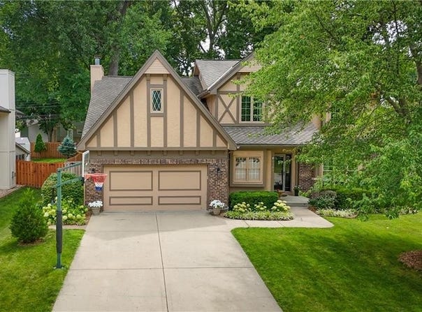 6305 N Indiana Avenue, Kansas City, MO 64119