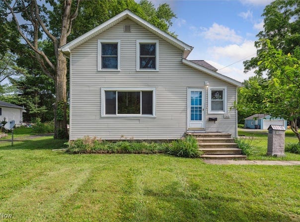 366 W Lorain Street, Oberlin, OH 44074