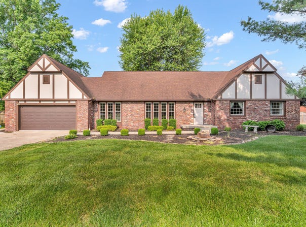 8475 N Advincula Drive, Brazil, IN 47834