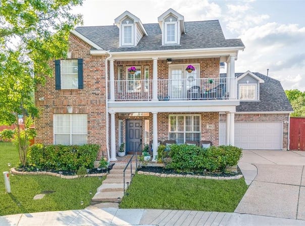 451 Richmond Street, Irving, TX 75063