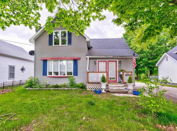 15951 Water, Garden, MI 49835