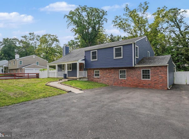 128 COUNTY LINE Road, LANSDALE, PA 19446