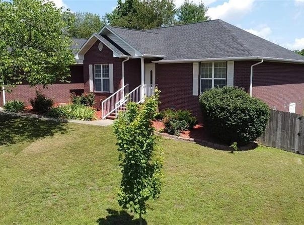 1305  W Rogers  AVE, Harrison, AR 72601