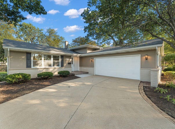9213 Birch Drive, Munster, IN 46321