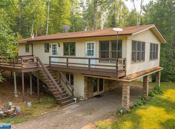 359 Sunset Rd., Ely, MN 55731