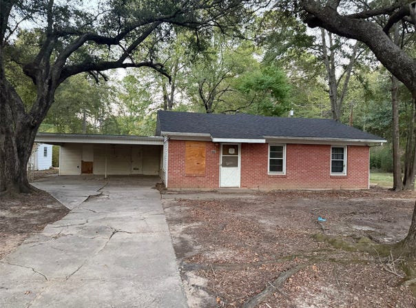 105 Circle Drive, Springhill, LA 71075