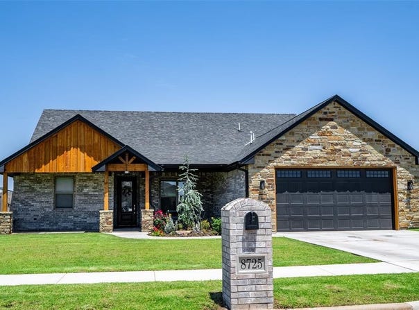 8725 NW Kensington Place, Lawton, OK 73505