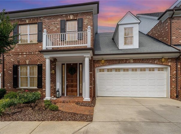 20 Waterline Drive, Greensboro, NC 27455