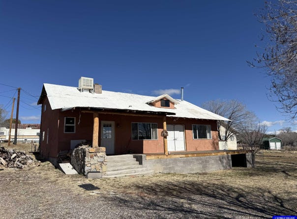 8 Iron Road, Silver City, NM 88061