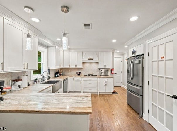 225 Hockenbury Rd, Hillsborough Twp., NJ 08844-3229