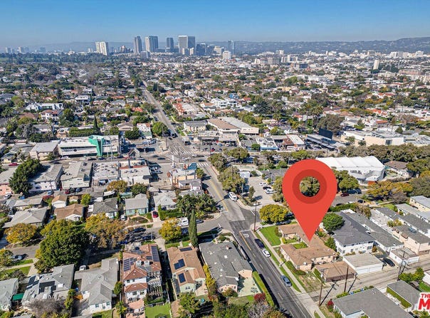 8767 Airdrome St, Los Angeles, CA 90035