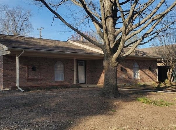 425 Oxford Drive, Sherman, TX 75092