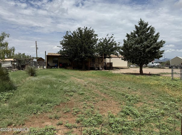 9039 Joyce Lane, Las Cruces, NM 88011