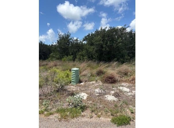 154 LOGAN PKWY, ROCKPORT, TX 78382