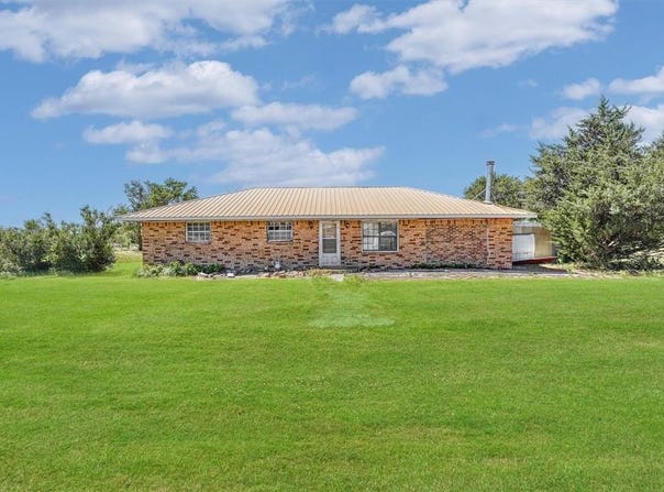 508 E Parker Street, Granite, OK 73547