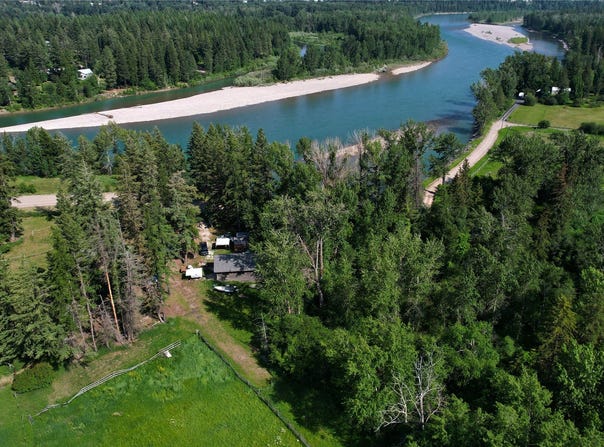 500 River Road, Columbia Falls, MT 59912