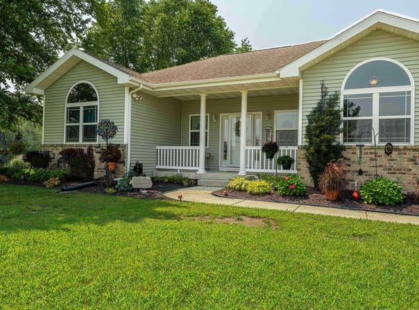 N8532 Story Ridge Court, Belleville, WI 53508
