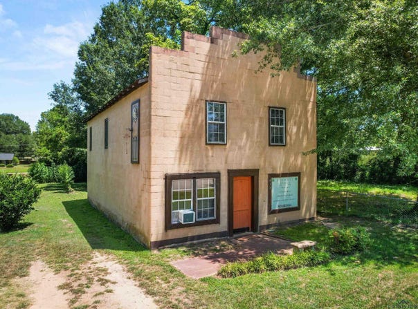 413 N Roberts, Gilmer, TX 75644