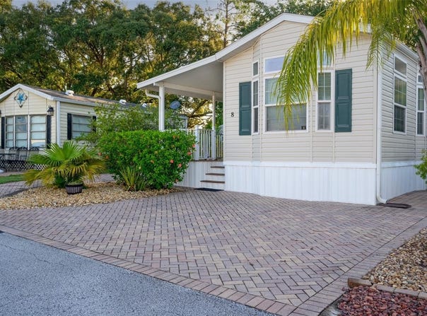 20285 US HIGHWAY 27, CLERMONT, FL 34715