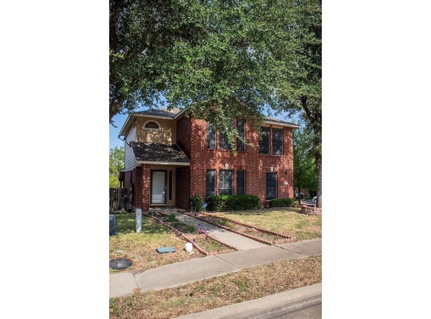 15236 Drusillas Dr, Pflugerville, TX 78660