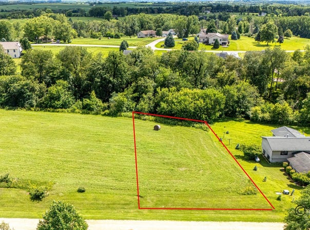 11A19 Bunker Drive, Apple River, IL 61001