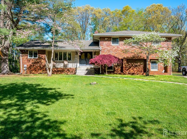 55 Ferry Road, Old Bridge, NJ 08857