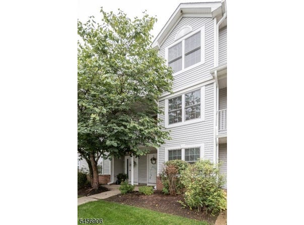 203 Hudson Ct, Independence Twp., NJ 07840