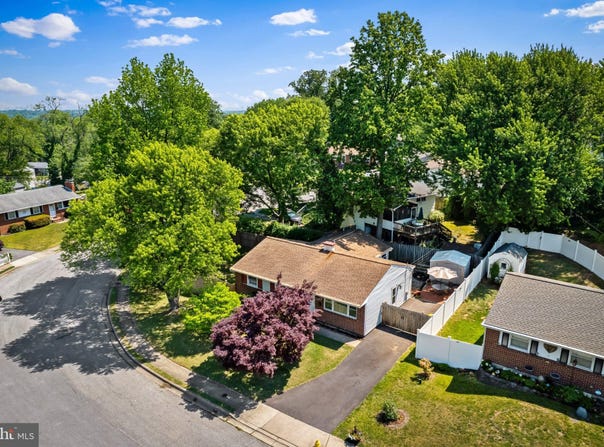 517 FOUNTAIN Drive, LINTHICUM HEIGHTS, MD 21090