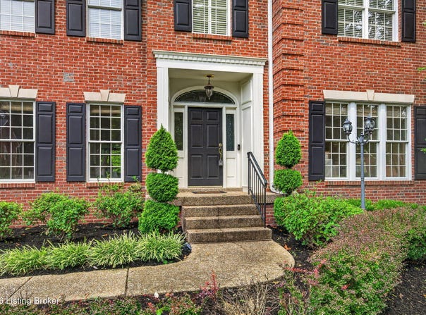 6931 Windham Pkwy, Prospect, KY 40059