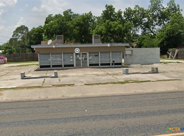 1501 N Main Street, Victoria, TX 77901