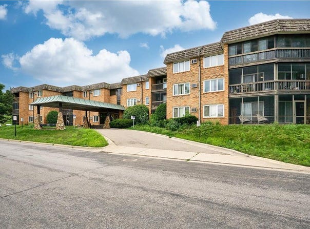 3200 Virginia Avenue S, Saint Louis Park, MN 55426