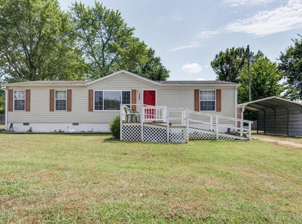 1506 W Missouri Street, Buffalo, MO 65622