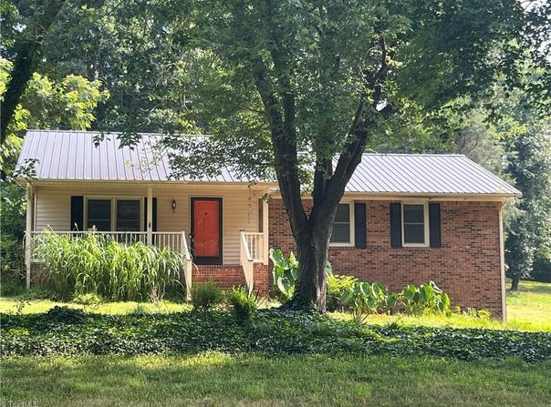 7 Dora Lane, Lexington, NC 27292