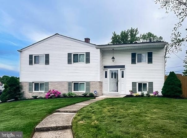 8912 MICHELLE LN, GLEN BURNIE, MD 21061