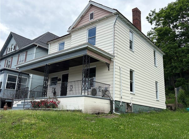 549 Thompson, Donora, PA 15033
