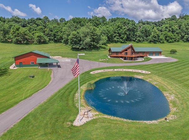 E7498 Mill Road, Spring Green, WI 53588