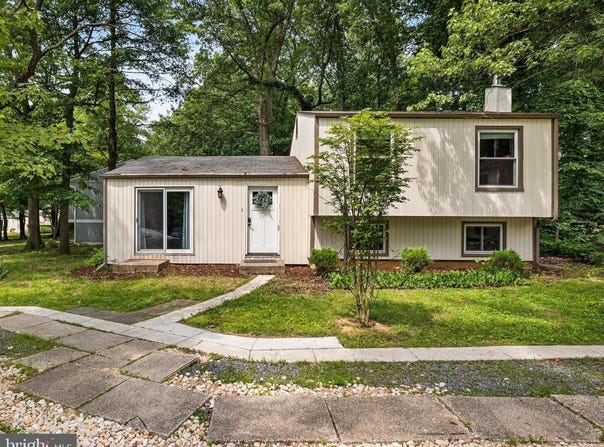 2236 COCQUINA DRIVE, RESTON, VA 20191