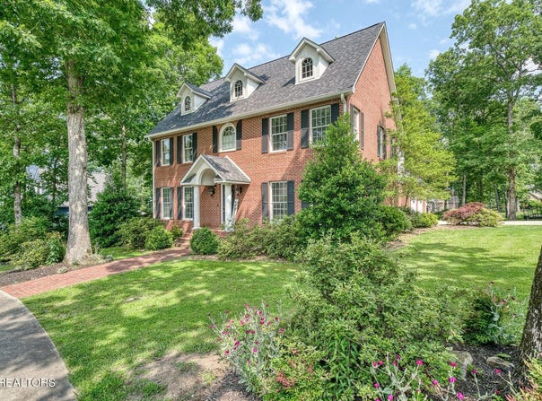 101 Sandpiper Loop, Crossville, TN 38555