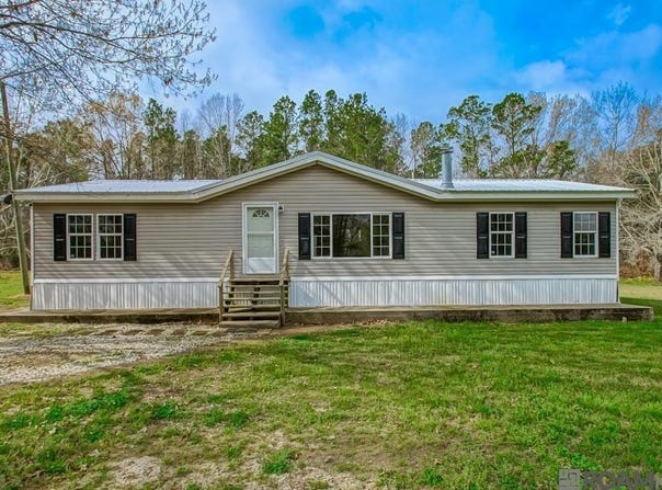 18307 Robert Denham Rd, Prairieville, LA 70769