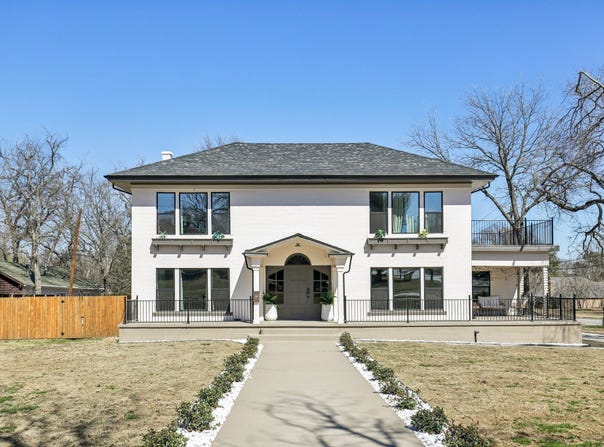 702 GRIFFITH, Terrell, TX 75160